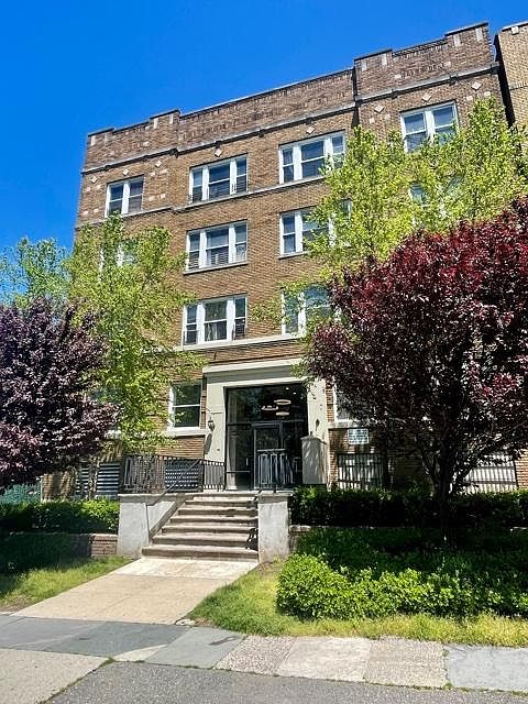 1st image of 374 Park Ave #3