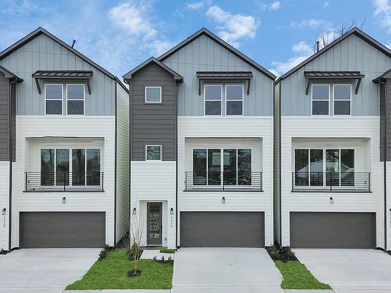 1216 English St — Photo 2