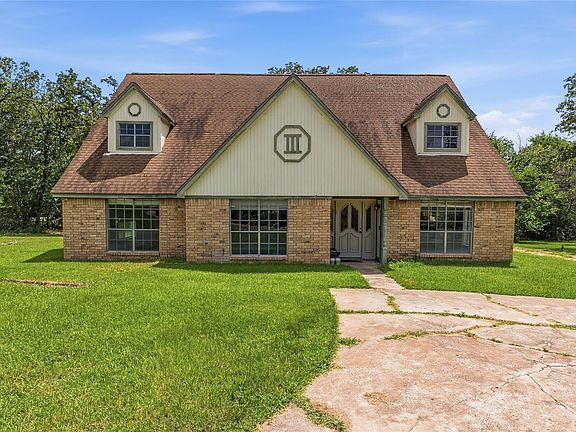 3rd image of 5125 Sandy Creek Ln