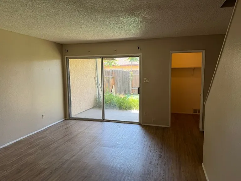 2419 Westholme Blvd — Photo 7