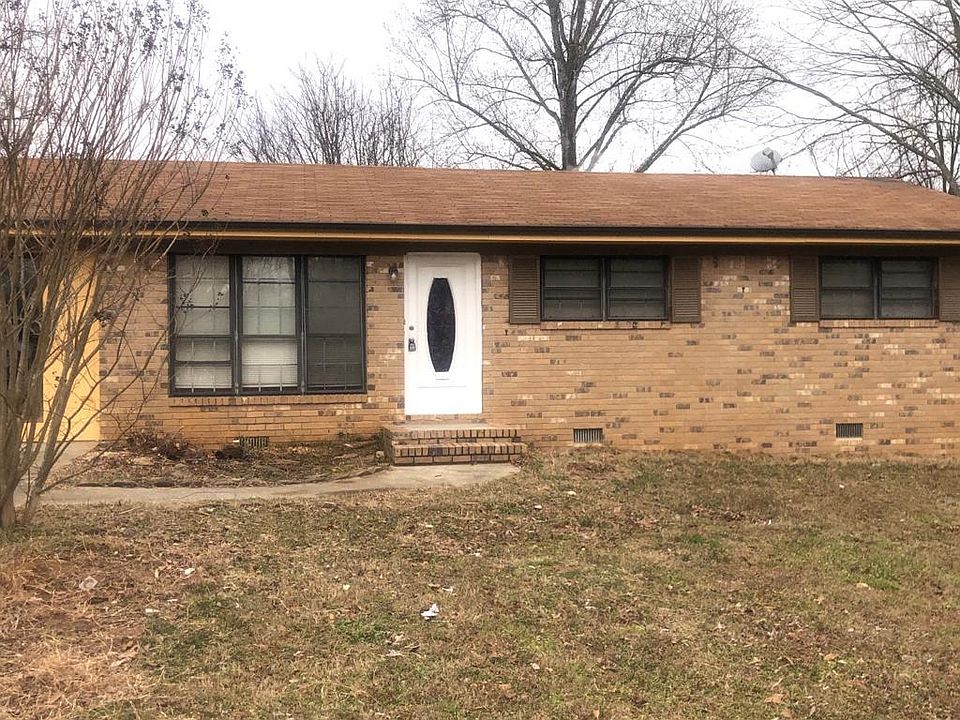 1st image of 1028 Meadowbrook Ln NW