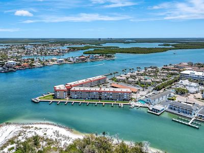 1206 Edington Pl APT D304, Marco Island, FL, 34145
