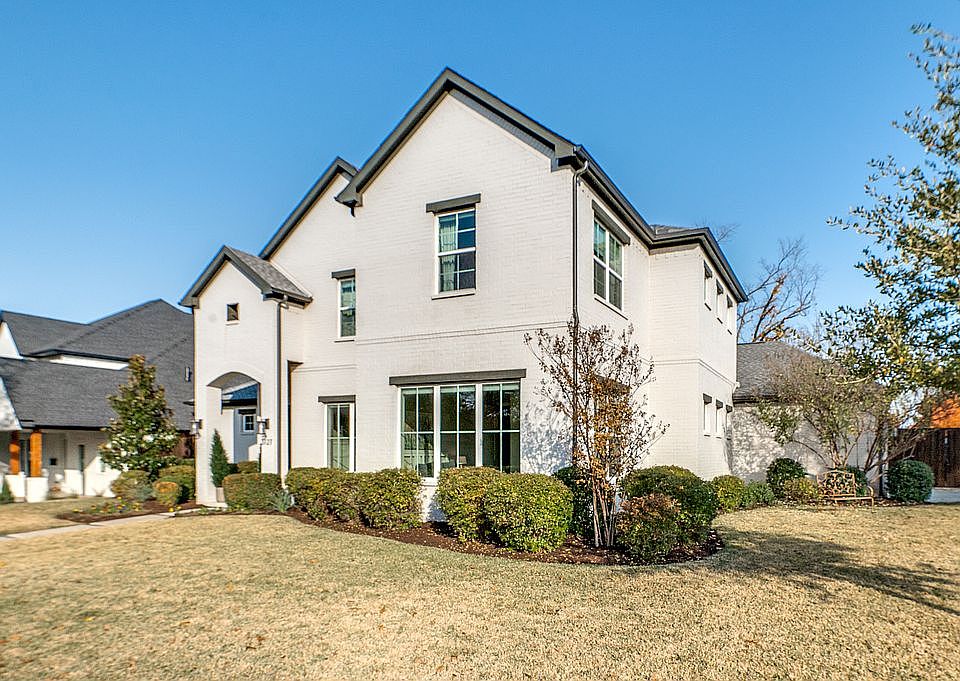 1st image of 3127 Pebble Beach Dr