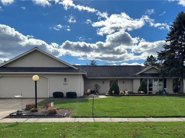 32913 Woodstone Cir, North Ridgeville, OH 44039
