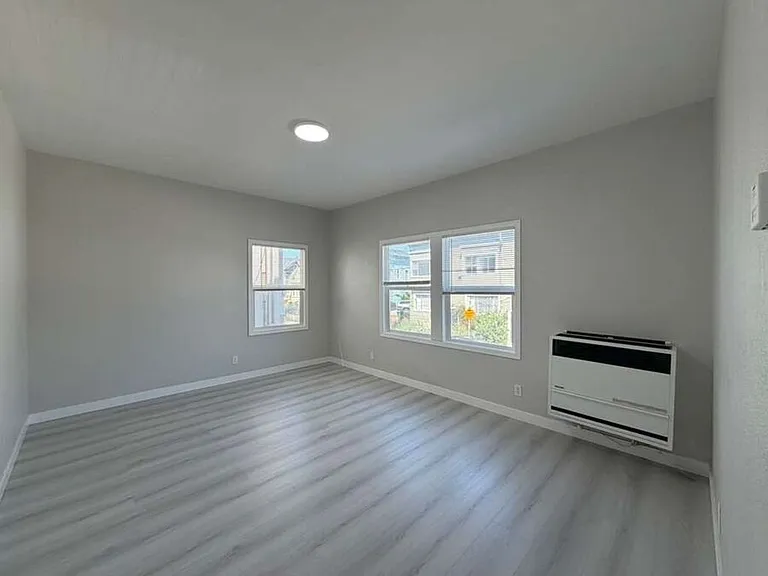 1000 18th St #8 — Photo 2