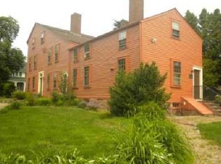 956 Hope St, Bristol, RI 02809