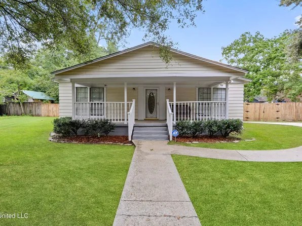 207 McCaughan Ave, Long Beach, MS 39560
