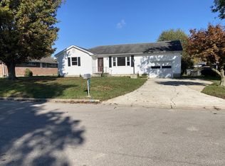 1295 Westmoor Dr, Wilmington, OH 45177