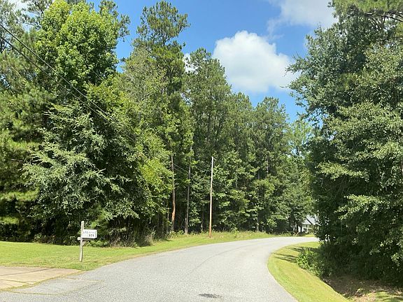 4th image of 78 Lee Road 979
