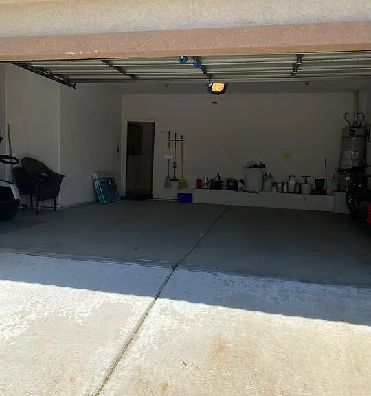 W Interior Villa Location Within — Photo 15