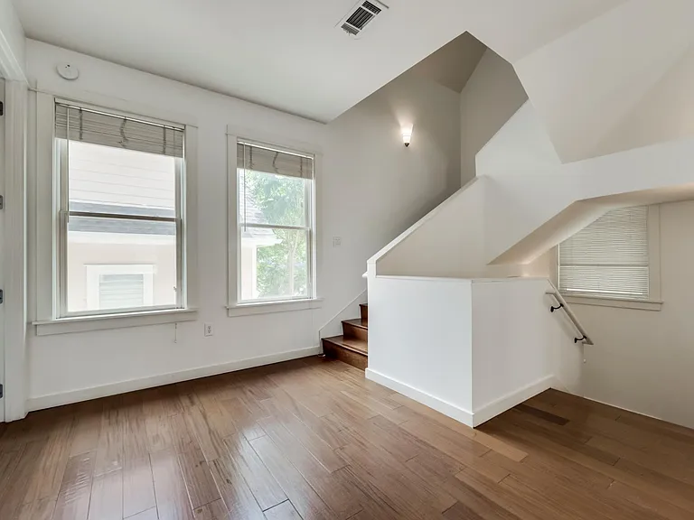2608 Thomas Ave #3 — Photo 18