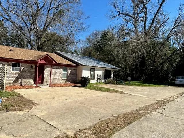 2 bed, 986 sqft, $1,550 — Photo 2