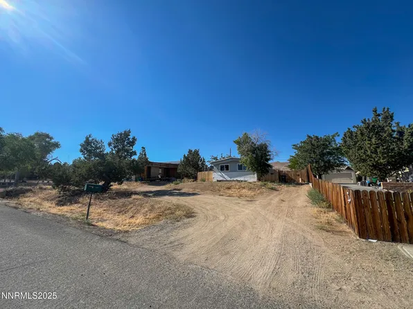 6305 Blackwood Rd, Sun Valley, NV 89433