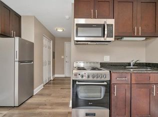 Lakeside Village Apartments, Mundelein, IL 60060