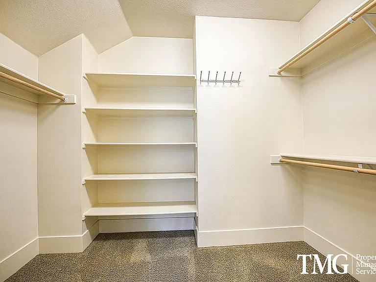 10424 SW Windwood Way — Photo 33