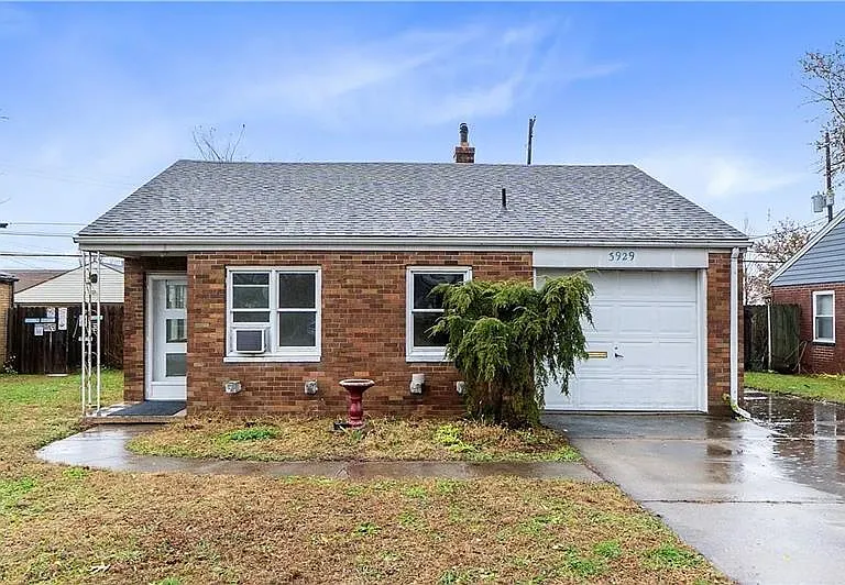 3929 Fulton Ave — Photo 1