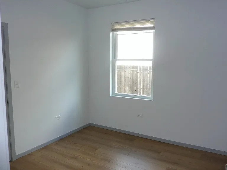 9522 S 53rd Ave #1N — Photo 18