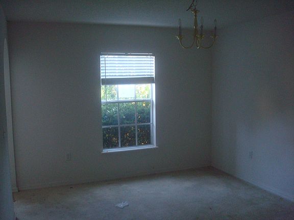 5th image of 2640 Se 45 Ave