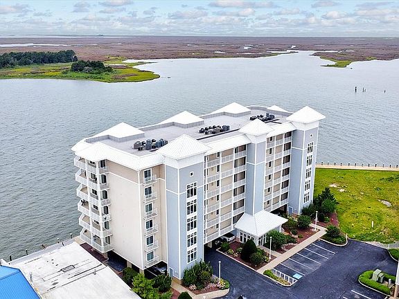 Front Entrance - Building 10