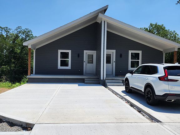4th image of 4335 Spruce Ave #A & B