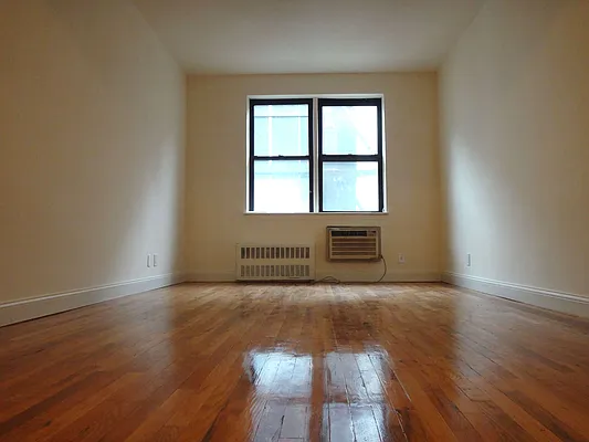 Rented by Paley Management | media 2