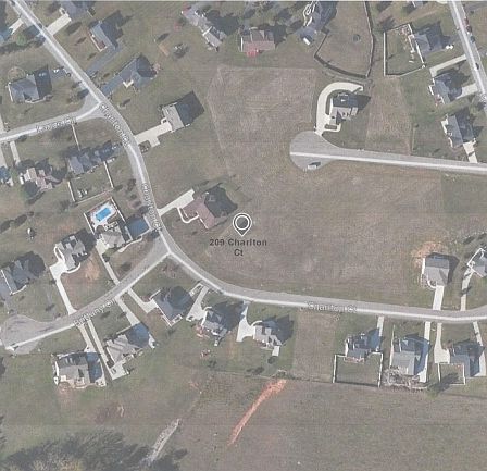 1st image of 209 Charlton Ct