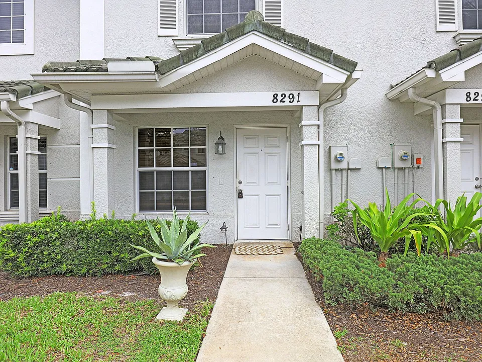 8291 Pacific Beach Dr