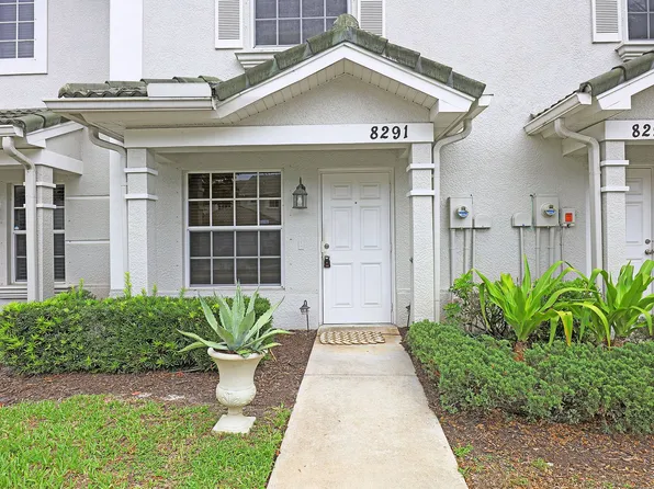 8291 Pacific Beach Dr, Fort Myers, FL 33966