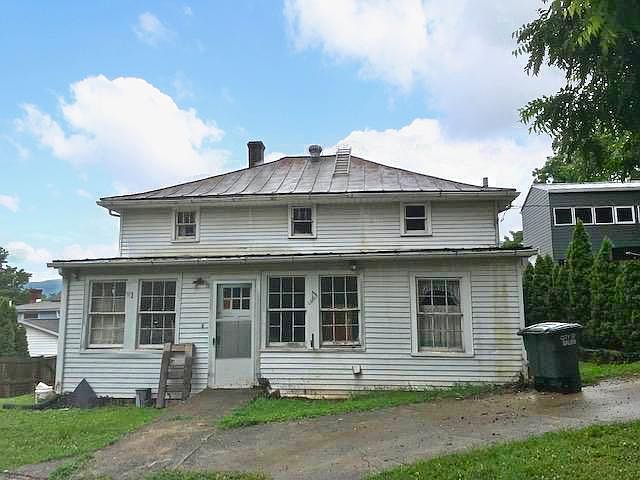 2nd image of 346 Academy St