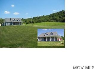 209 Lois Ln, Waterford, OH 45786