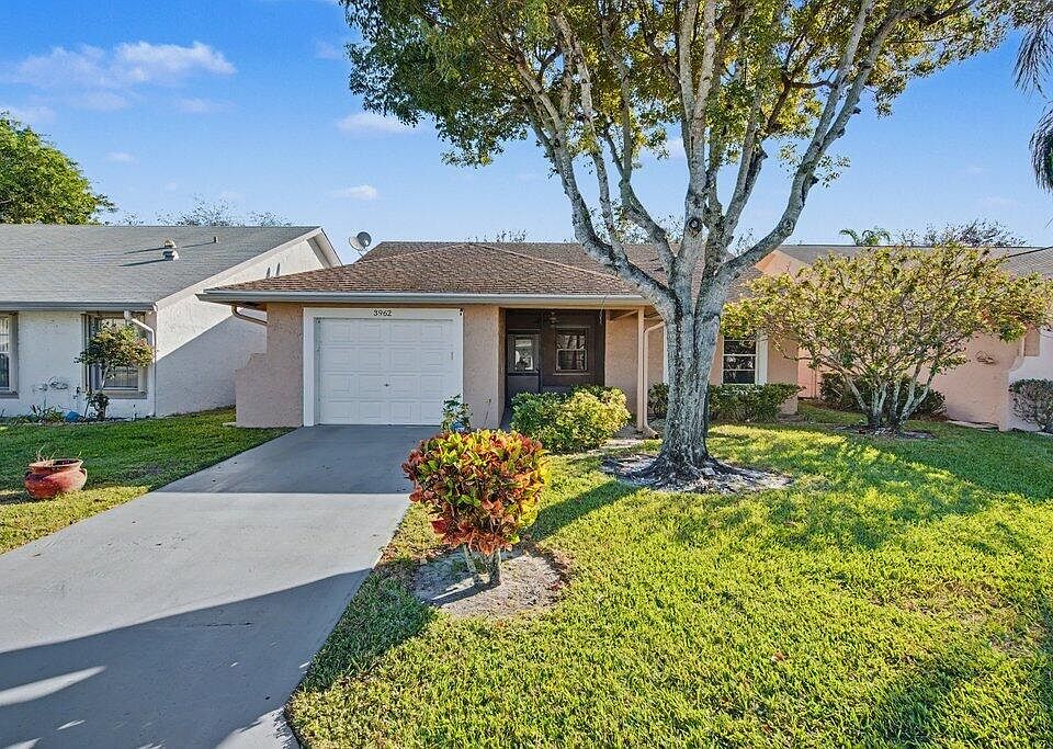 1st image of 3962 Dafilee Circle
