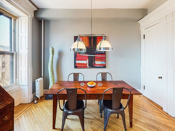 3rd image of 214 Saint Johns Pl APT 4