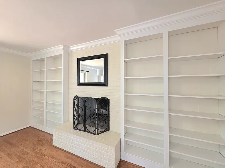 111 Tamarisk Ct — Photo 19