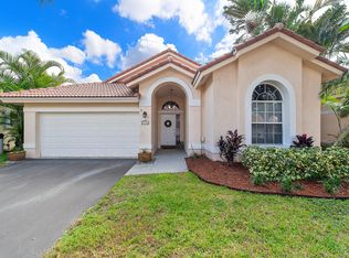 2920 NW 68th Ave, Margate, FL 33063