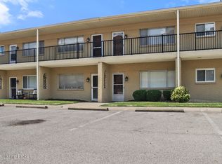 316 Casa Bella Ct #316, Louisville, KY 40220