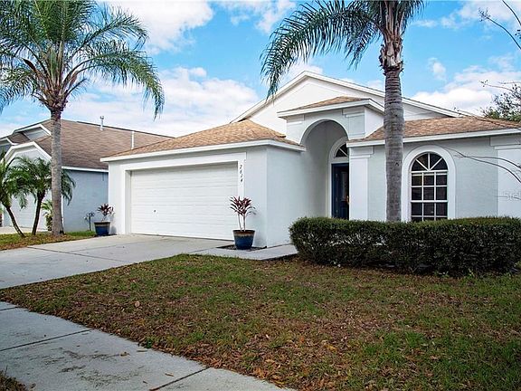 2nd image of 7614 Hampshire Garden Pl
