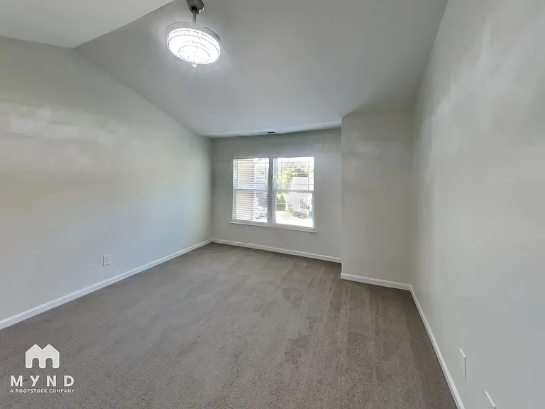 182 Red Admiral Ct — Photo 18