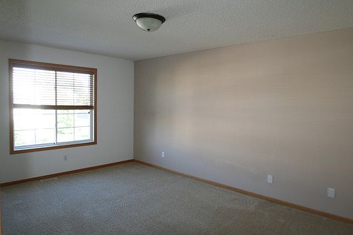 5th image of 851 Willow Glen Ct #1403