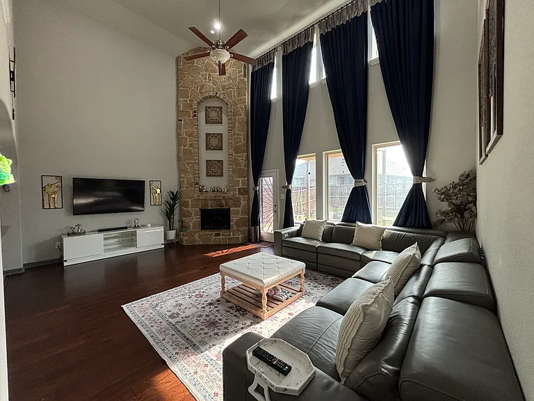5628 Barrique Blvd — Photo 4