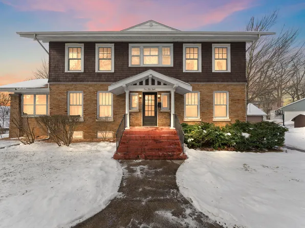 158 Greenwich St, Valparaiso, IN 46383