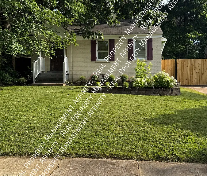 3684 Marion Ave — Photo 1