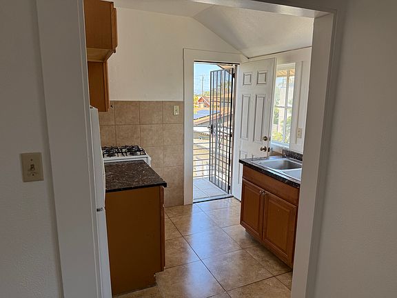 5th image of 4072 Ingalls St
