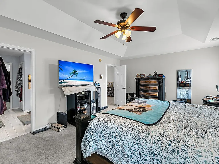8725 Evangeline Dr — Photo 24