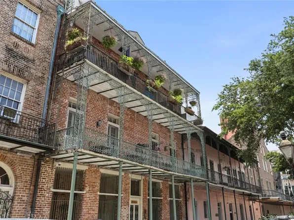 526 Madison St APT 2A, New Orleans, LA 70116