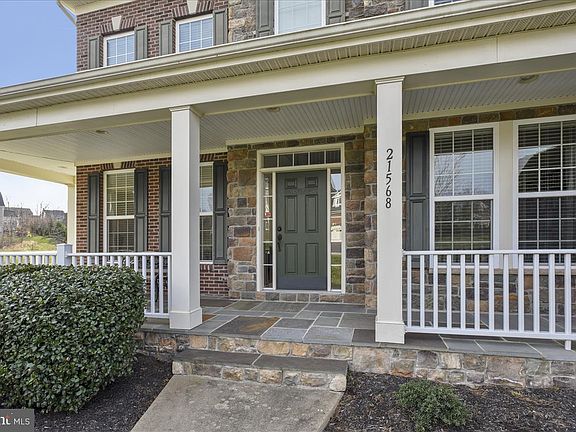 4th image of 21568 Burnt Hickory Ct