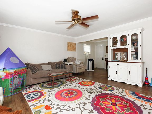 2nd image of 5 Hurstwood Rd