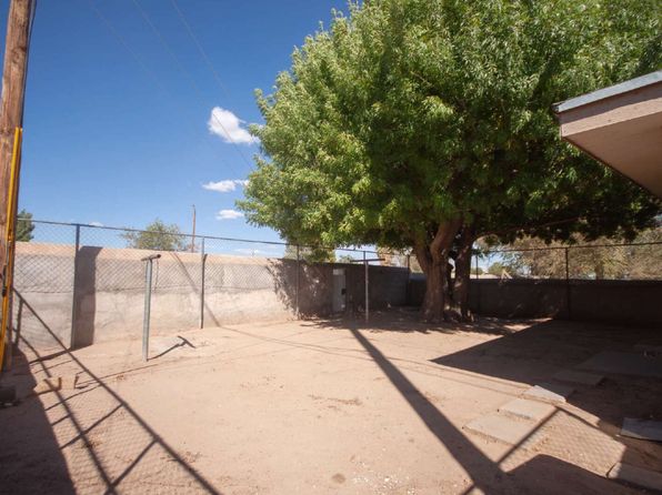 8153 Saint Andrew Ln APT B