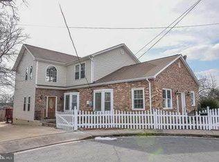 1728 14th St S, Arlington, VA 22204