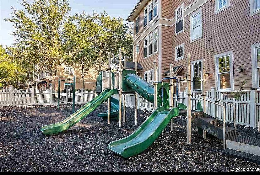 1st image of 9127 SW 52nd Ave #D-302