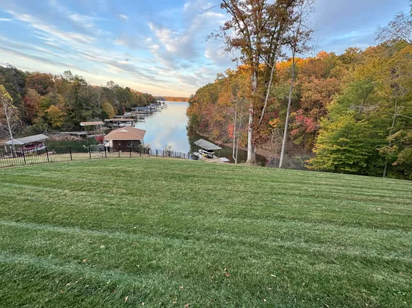 88 Windmere Trl, Moneta, VA 24121